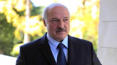 Лукашенко запретят выпускать декреты