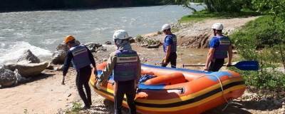 В Адыгее обнаружили тела двух туристов, упавших в горную реку