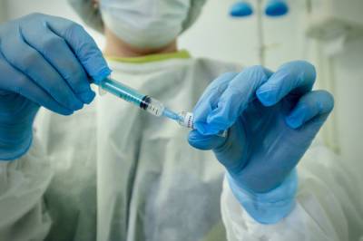 В Новосибирской области выросли темпы вакцинации от COVID-19: более 10 тысяч человек в день
