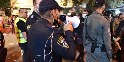 Полиция опровергает слухи: «полицейские-мусульмане не уходят с работы»