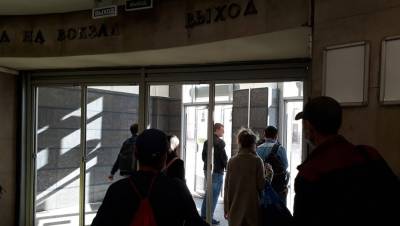 На "Площади Восстания" открыли проход к электричкам на Московском вокзале