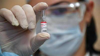 Применение вакцины "Спутник V" началось в Индии
