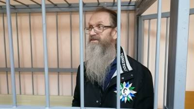 Священника Винарского арестовали на 25 суток за участие в акции протеста