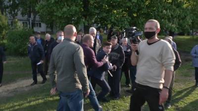 Охранники Терехова набросились на харьковского журналиста: видео