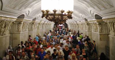 В Москве выделили 95 млн рублей на ароматизацию воздуха в вагонах метро