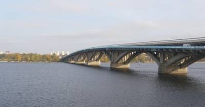 В Киеве впервые капитально отремонтируют мост Метро
