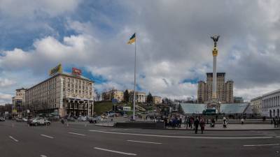 В поисках работы Украину покидают миллионы специалистов