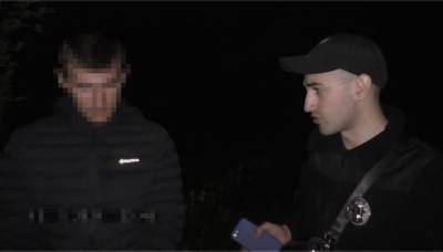 На Луганщине полицейские "на горячем" задержали вора