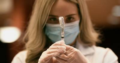Литва поделится с Украиной вакциной от коронавируса: сколько доз предоставят