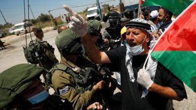 Вместе против Израиля: тысячи иорданцев сходятся к границе, чтобы поддержать палестинцев