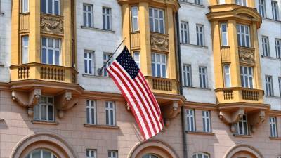 Посольство США в Москве временно выведут из-под ограничений