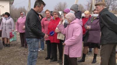 Пиво vs лекарства. Воронежские сельчане устроили митинг из-за закрытия единственной аптеки