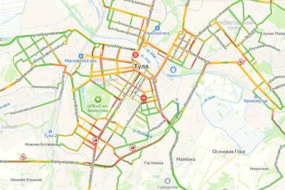 Из-за массового ДТП на Калужском шоссе в Туле вечером 14 мая образовалась огромная пробка