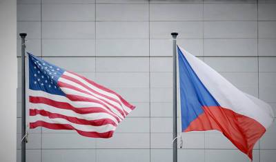 Правительство внесло США и Чехию в список недружественных стран