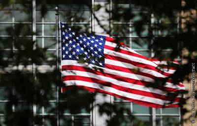 Посольство США должно будет прекратить наем россиян до 1 августа