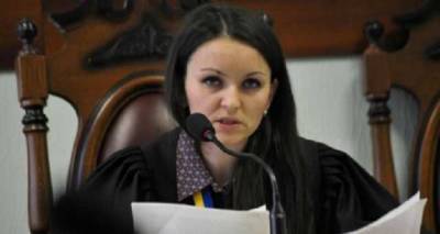 "Судью Автомайдана" Царевич восстановили в Печерском суде: дел она не ведет из-за истечения срока ее полномочий
