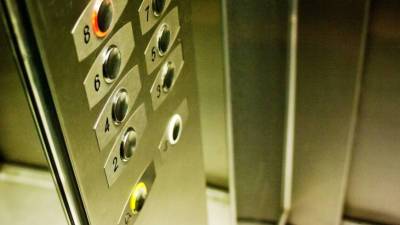 В подмосковных многоэтажках проведут массовую проверку лифтов