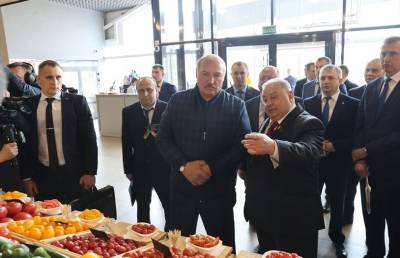 Лукашенко в Валерьяново: Есть товар – привез и продал. Должен стать хорошим конкурентом Комаровки