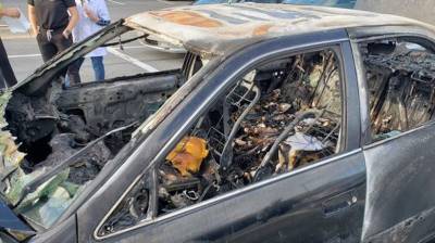 Взрывная смесь: Машина загорелась, когда водитель-курильщик воспользовался антисептиком