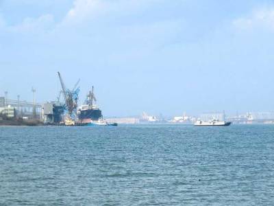 Порт ТИС заподозрили в схемах по неуплате налогов – СМИ