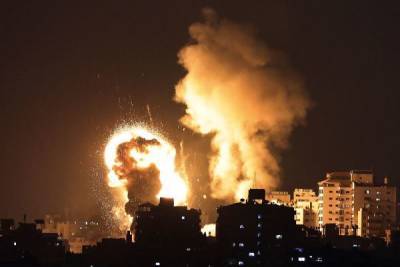Не менее 8 человек погибли при налете израильских ВВС на сектор Газа