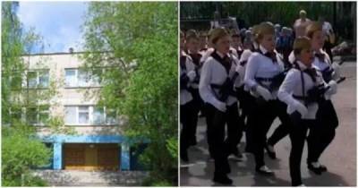 "Мы русские, с нами бог" пели марширующие подмосковные школьники