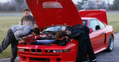 Во всей красе. Восстановлен уникальный суперкар BMW M8 1990 года с мотором V12 (видео)