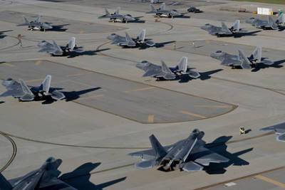 США заменят F-22 истребителем шестого поколения