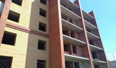 Недостроенную многоэтажку на Широтной в Тюмени продают более чем за 92 млн рублей