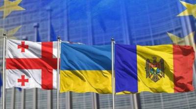 Главы МИД Грузии и Молдовы посетят Украину