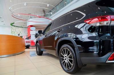 Эксперт предупредил россиян о резком росте цен на авто