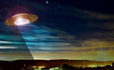 Вблизи МКС уфологи обнаружили похожий на объект с библейской иконы НЛО