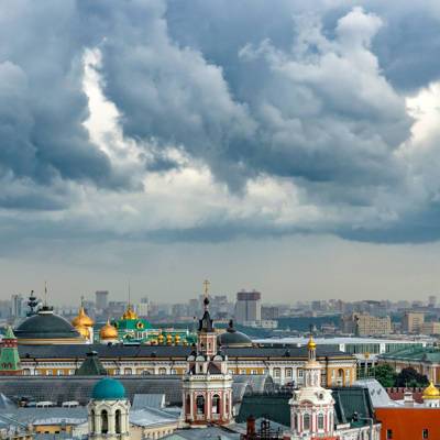 Гроза и град ожидаются в Москве в ближайшие часы