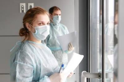 Россию в мае ждёт начало третьей волны коронавируса — «Ведомости»