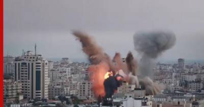 Здание с офисами мировых СМИ разрушено в Газе израильскими ракетами