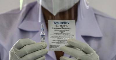 Венесуэла зарегистрировала российскую вакцину "Спутник лайт"