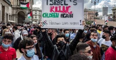 В Париже участников акции в поддержку Палестины разгоняют водометами