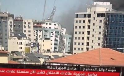 Израиль ударом ракет разрушил офисную высотку в секторе Газа