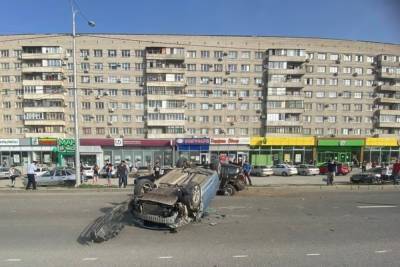 В центре Волгограда в ДТП пострадали женщина и ребенок