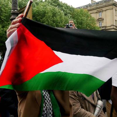 В Париже полиция применила водометы на акции в поддержку Палестины