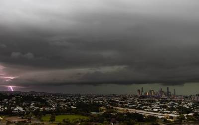 В Австралии во время грозы молнии ударили 71 тысячу раз
