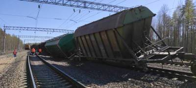 Движение на участке, где произошла авария грузового поезда в Карелии, полностью восстановлено