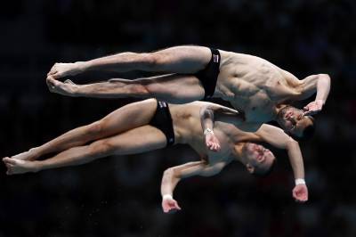 Виктор Минибаев - Бондарь и Минибаев стали серебряными призёрами ЧЕ-2021 в прыжках в воду - sport.ru - Будапешт