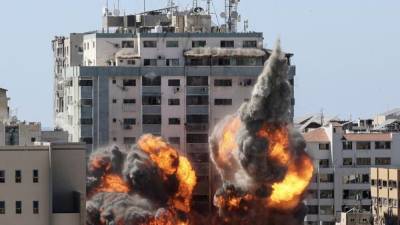 ВВС Израиля уничтожили здание с офисами международных СМИ