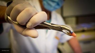 Стоматолог рассказал о возможности вернуть выбитый коренной зуб