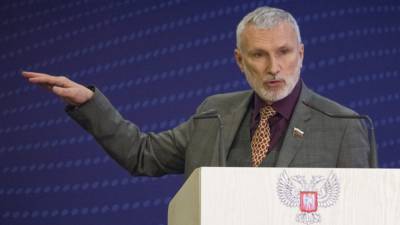 Депутат ГД Журавлев пообещал взять на контроль обращения жителей Псковской области