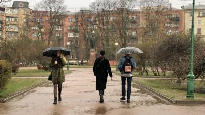 Ливни и грозы ожидаются в Ленинградской области 16 мая