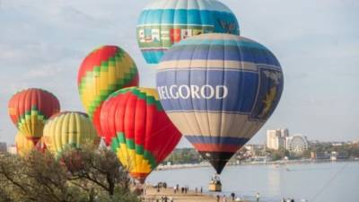 В Анапе стартовал фестиваль воздушных шаров