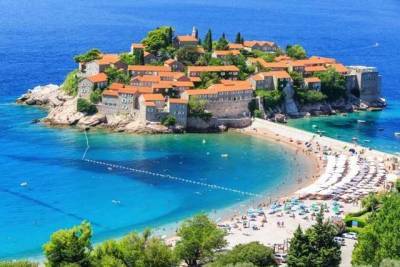 Португалия и Черногория открываются для туристов