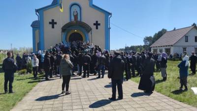 Титушки и заговор полиции с УПЦ МП: заявление ПЦУ по религиозному конфликту в Ровенской области